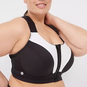 Livi Active Max Support Underwire Sports Bra